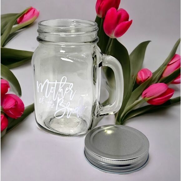 NWT Wool + Pepper Co. MOTHER OF THE BRIDE Glass Mason Jar Cup with Handle & Lid - Picture 2 of 3